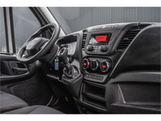 Iveco Daily 35S16V L4H2 | Automaat | 157 PK | Climate | 3500 KG Trekgewicht | MF Stuur | 3-Persoons