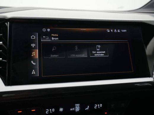 Audi Q4 e-tron 35 125 kW/170 pk Edition 55 kWh Panorama Hud Leer Matrix led ActivLease financial lease