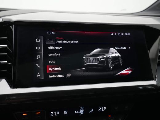 Audi Q4 e-tron 35 125 kW/170 pk Edition 55 kWh Panorama Hud Leer Matrix led ActivLease financial lease
