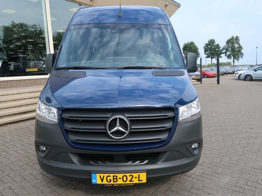 Mercedes Sprinter 319 3.0 CDI V6 190 PK AUT. L2H2 + 3500 KG TREKHAAK / ADAPTIVE CRUISE CONTROL / NAVIGATIE ActivLease financial lease