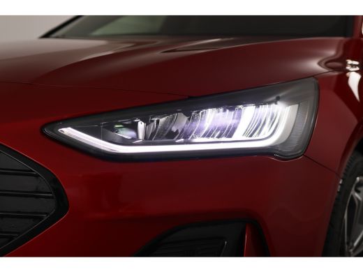 Ford Focus Wagon 1.0 EcoBoost 125PK Hybrid ST Line X | Stoel-/stuurverwarming | AGR Stoelen | Camera | Led |... ActivLease financial lease
