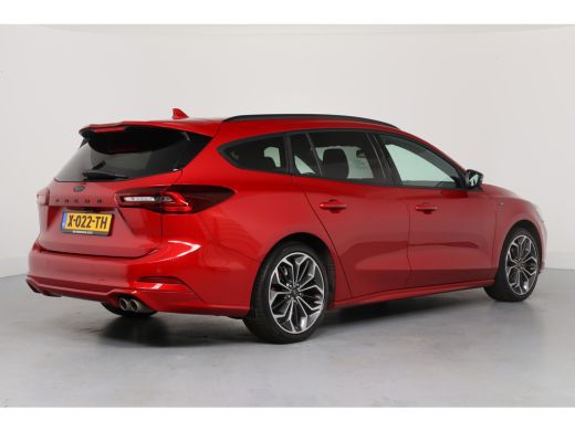 Ford Focus Wagon 1.0 EcoBoost 125PK Hybrid ST Line X | Stoel-/stuurverwarming | AGR Stoelen | Camera | Led |... ActivLease financial lease
