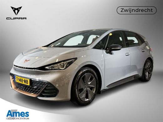 Seat Born Business 62 kWh 204pk / Warmtepomp / Navigatiesysteem / Stoelverwarming / Stuurverwarming Seat Born Business 62 kWh 204pk / Warmtepomp / Navigatiesysteem / Stoelverwarming / Stuurverwarming