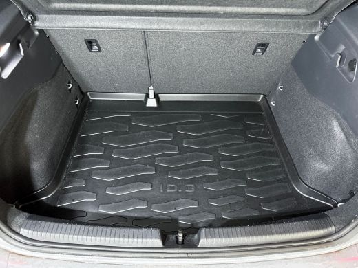 Seat Born Business 62 kWh 204pk / Warmtepomp / Navigatiesysteem / Stoelverwarming / Stuurverwarming ActivLease financial lease