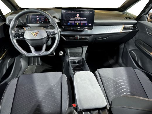 Seat Born Business 62 kWh 204pk / Warmtepomp / Navigatiesysteem / Stoelverwarming / Stuurverwarming ActivLease financial lease