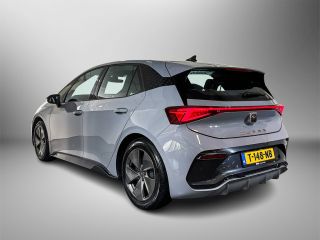 Seat Born Business 62 kWh 204pk / Warmtepomp / Navigatiesysteem / Stoelverwarming / Stuurverwarming