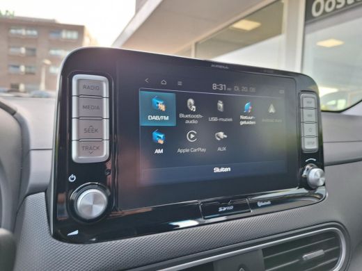 Hyundai KONA EV Premium 64 kWh | Automaat | Navigatie | Cruise Control Adaptief | Climate Control | Parkeersen... ActivLease financial lease