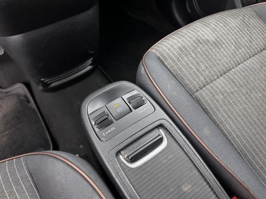 Fiat 500 Icon 42 kWh [ 3-Fase ] (INCL-BTW) *FULL-LED | DIGI-COCKPIT | CCS-FASTLOADER | KEYLESS | CAMERA | ... ActivLease financial lease