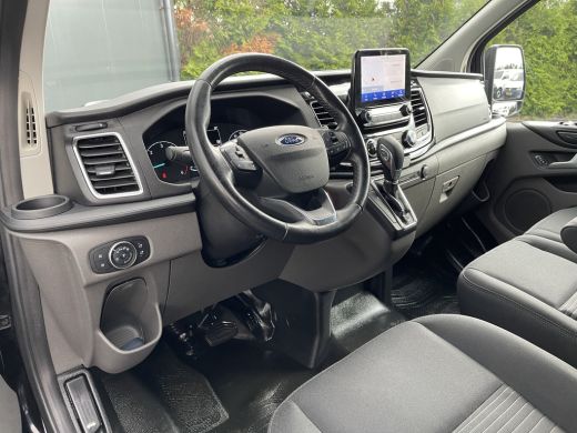 Ford Transit Custom 2.0 TDCI 130 PK EURO 6 / L2H1 / LIMITED / AUTOMAAT / AIRCO / CRUISE / CAMERA / TREKHAAK / 3-ZITS ActivLease financial lease