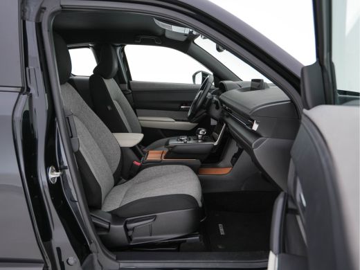 Mazda MX-30 e-SkyActiv 145 Comfort 36 kWh (INCL-BTW) *NAVI-FULLMAP | ADAPTIVE-CRUISE | BLIND-SPOT | FULL-LED ... ActivLease financial lease