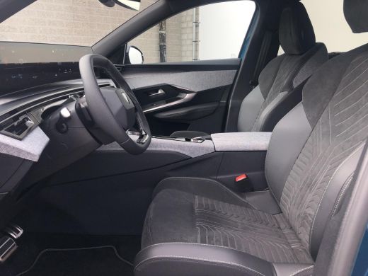 Peugeot E-5008 GT 73 kWh | Nieuw te bestellen vanaf €50.520,- ActivLease financial lease