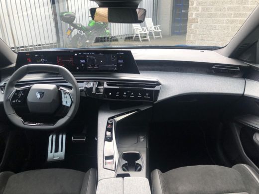 Peugeot E-5008 GT 73 kWh | Nieuw te bestellen vanaf €50.520,- ActivLease financial lease