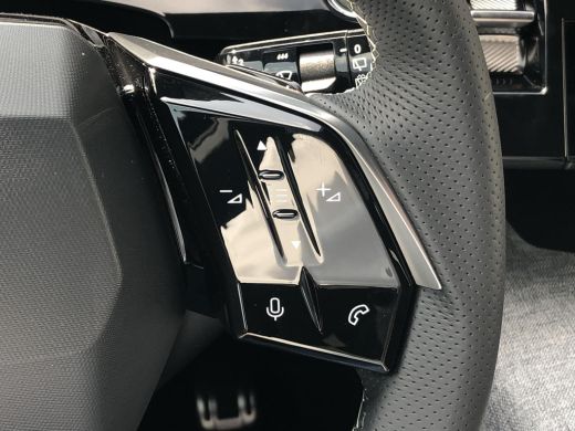 Peugeot E-5008 GT 73 kWh | Nieuw te bestellen vanaf €50.520,- ActivLease financial lease