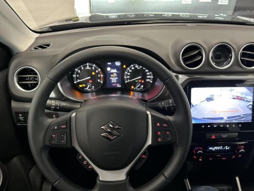 Suzuki Vitara 1.4 Boosterjet Style Smart Hybrid 1500 KG Trekgewicht ActivLease financial lease
