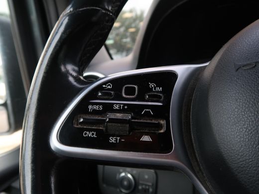 Mercedes Sprinter 316 2.2 CDI 163 PK AUT7 L2H2 + 3500 KG TREKHAAK / ADAPTIVE CRUISE / BREEDBEELD MBUX ActivLease financial lease