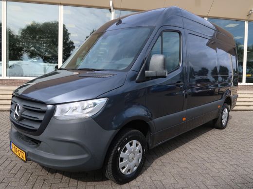 Mercedes Sprinter 316 2.2 CDI 163 PK AUT7 L2H2 + 3500 KG TREKHAAK / ADAPTIVE CRUISE / BREEDBEELD MBUX ActivLease financial lease