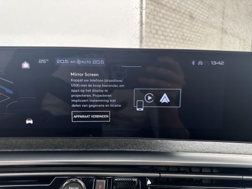 Peugeot E-5008 GT 73 kWh 7-zits | Panoramadak | Leder | Elek. stoelen | Stoelmassage ActivLease financial lease