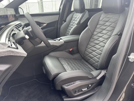 Peugeot E-5008 GT 73 kWh 7-zits | Panoramadak | Leder | Elek. stoelen | Stoelmassage ActivLease financial lease