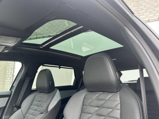Peugeot E-5008 GT 73 kWh 7-zits | Panoramadak | Leder | Elek. stoelen | Stoelmassage ActivLease financial lease