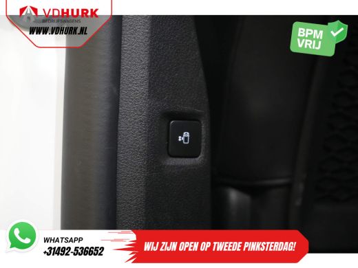 Opel Zafira-e Life Tourer 75 kWh 330km WLTP (DEMO) € 42.887,- incl. BTW Pano/ Elek.Schuifdeuren/ Massage Stoelen/ Leder/ Xe... ActivLease financial lease