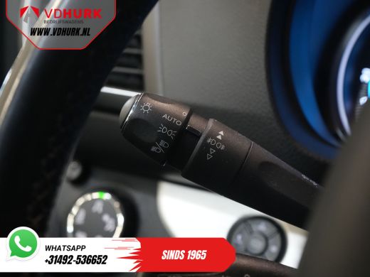 Opel Zafira e-Life 75 kWh 330km WLTP (DEMO) € 35.022,- incl. BTW Pano/ Elek.Schuifdeuren/ Massage Stoelen/ Leder/ Xe... ActivLease financial lease