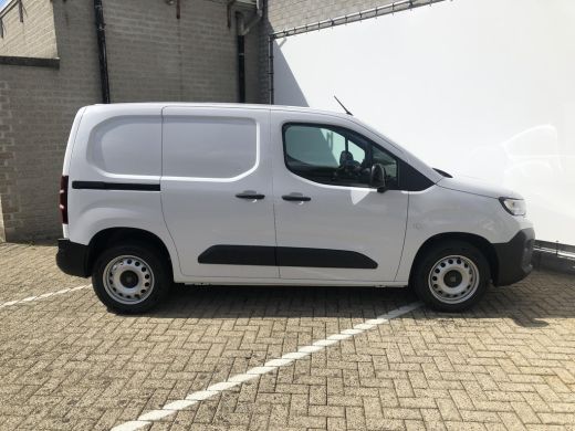 Peugeot Partner 1.5 BlueHDi 100 S&S L1 3,9% financial lease ActivLease financial lease
