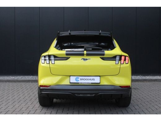 Ford Mustang Mach-E 98kWh Exended Ranget AWD Rally Edition ActivLease financial lease