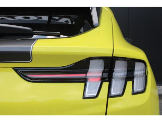 Ford Mustang Mach-E 98kWh Exended Ranget AWD Rally Edition ActivLease financial lease