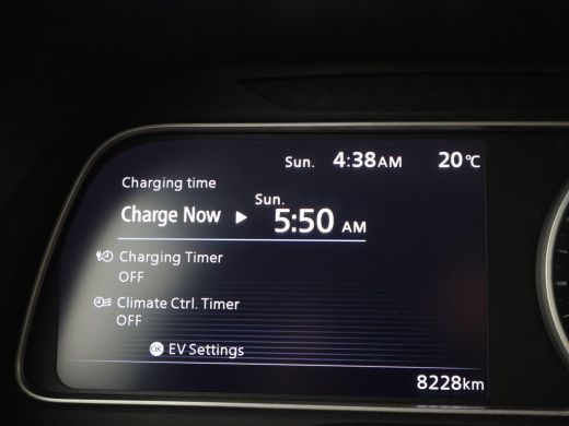 Nissan Leaf N-CONNECTA 40 KWH *8.228 KM* ADAPTIVE CRUISE / 360 CAMERA / STANDKACHEL / APPLE CARPLAY ActivLease financial lease