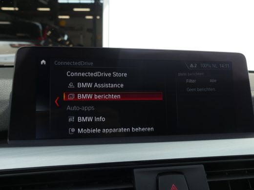 BMW 3 Serie Touring 318i M Sport Corporate Lease | NAVI | STOELVERWARMING | PARKEERSENSOREN | ActivLease financial lease