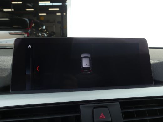 BMW 3 Serie Touring 318i M Sport Corporate Lease | NAVI | STOELVERWARMING | PARKEERSENSOREN | ActivLease financial lease