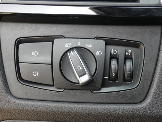 BMW 3 Serie Touring 318i M Sport Corporate Lease | NAVI | STOELVERWARMING | PARKEERSENSOREN | ActivLease financial lease