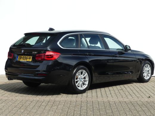 BMW 3 Serie Touring 318i M Sport Corporate Lease | NAVI | STOELVERWARMING | PARKEERSENSOREN | ActivLease financial lease