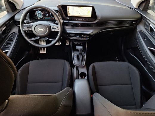 Hyundai Bayon 1.0 T-GDI Premium | Automaat | Achteruitrijcamera | Bose | Climate control | Stuurwiel verwarming... ActivLease financial lease