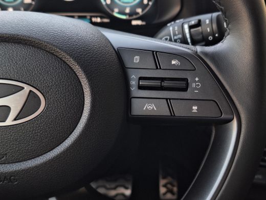 Hyundai Bayon 1.0 T-GDI Premium | Automaat | Achteruitrijcamera | Bose | Climate control | Stuurwiel verwarming... ActivLease financial lease