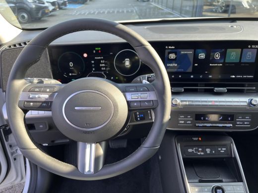 Hyundai KONA 1.6 GDI HEV Premium | 4.500,- Korting! | Voorraad actie! | Snel leverbaar | ActivLease financial lease