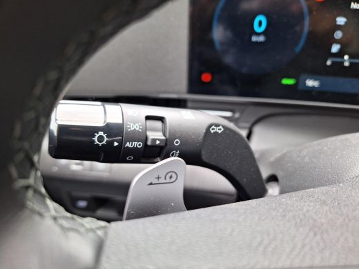 Hyundai KONA Comfort Smart 65.4 kWh | 19" Premium lichtmetalenvelgen | Warmtepomp | Dodehoek assistentie | V2L | ActivLease financial lease
