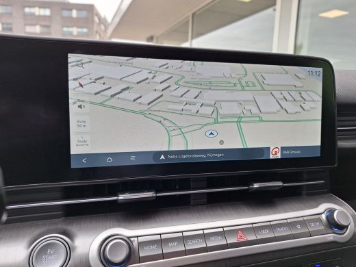 Hyundai Kona Comfort Smart 65.4 kWh | 19" Premium lichtmetalenvelgen | Warmtepomp | Dodehoek assistentie | V2L | ActivLease financial lease