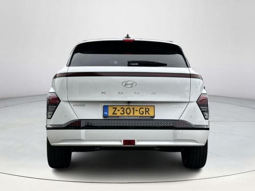 Hyundai KONA Comfort Smart 65.4 kWh | 19" Premium lichtmetalenvelgen | Warmtepomp | Dodehoek assistentie | V2L | ActivLease financial lease