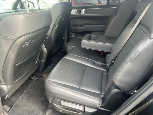 Hyundai Santa Fe 1.6 T-GDI PHEV Premium Plus 4WD 7p. | Demo Voordeel € 11000,- ! | Black Edition | 21" velgen | Tr... ActivLease financial lease