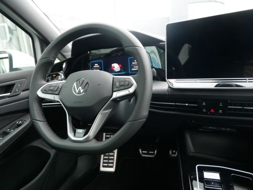 Volkswagen Golf Volkswagen R-Line Edition | Inclusief € 2000,- inruilvoordeel Inclusief € 2000,- inruilvoordeel |... ActivLease financial lease