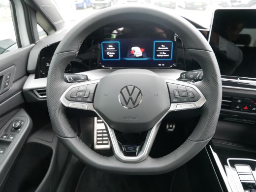 Volkswagen Golf Volkswagen R-Line Edition | Inclusief € 2000,- inruilvoordeel Inclusief € 2000,- inruilvoordeel |... ActivLease financial lease