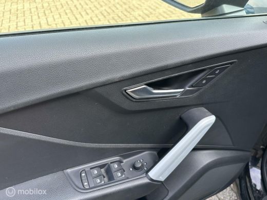 Audi Q2 30 TFSI Sport Pro Line ActivLease financial lease