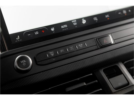 Ford Transit Custom 2024 | 170 Pk Limited | 18 "| Automaat | Camera | Adaptive Cruise | Trekhaak ActivLease financial lease