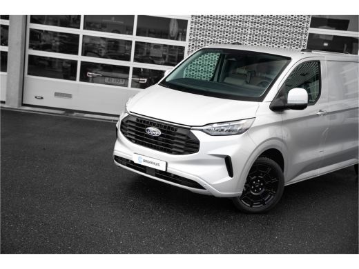Ford Transit Custom 2024 | 170 Pk Limited | 18 "| Automaat | Camera | Adaptive Cruise | Trekhaak ActivLease financial lease