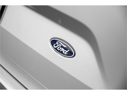 Ford Transit Custom 2024 | 170 Pk Limited | 18 "| Automaat | Camera | Adaptive Cruise | Trekhaak ActivLease financial lease