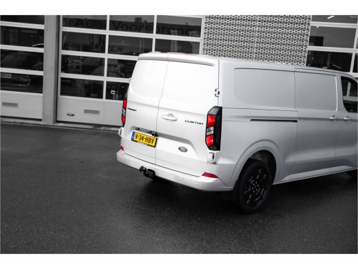 Ford Transit Custom 2024 | 170 Pk Limited | 18 "| Automaat | Camera | Adaptive Cruise | Trekhaak ActivLease financial lease