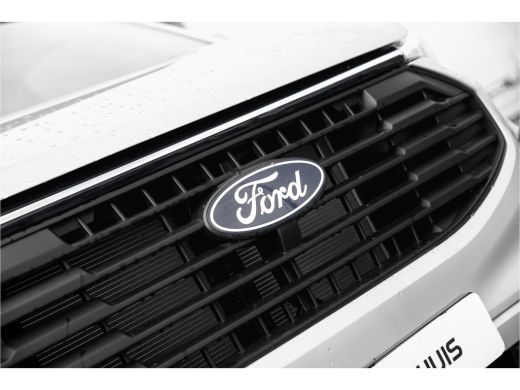 Ford Transit Custom 2024 | 170 Pk Limited | 18 "| Automaat | Camera | Adaptive Cruise | Trekhaak ActivLease financial lease