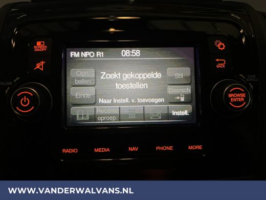Peugeot Boxer 2.2 BlueHDi 120pk L2H2 Euro6 Airco | 2500kg Trekhaak | Cruisecontrol | Parkeersensoren Bijrijders... ActivLease financial lease