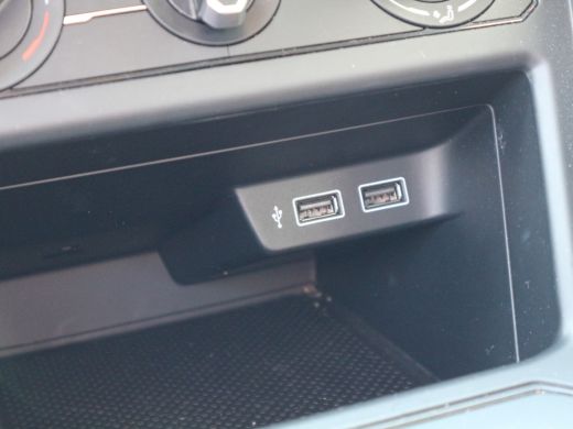 Volkswagen Polo 1.0 TSI Comfortline Business CAMERA NAVI ADAP CRUISE ActivLease financial lease